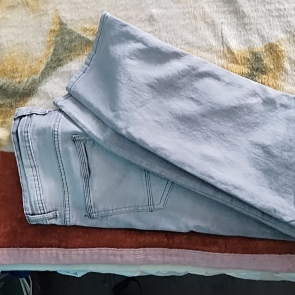 Pants - Picture 2 of 3